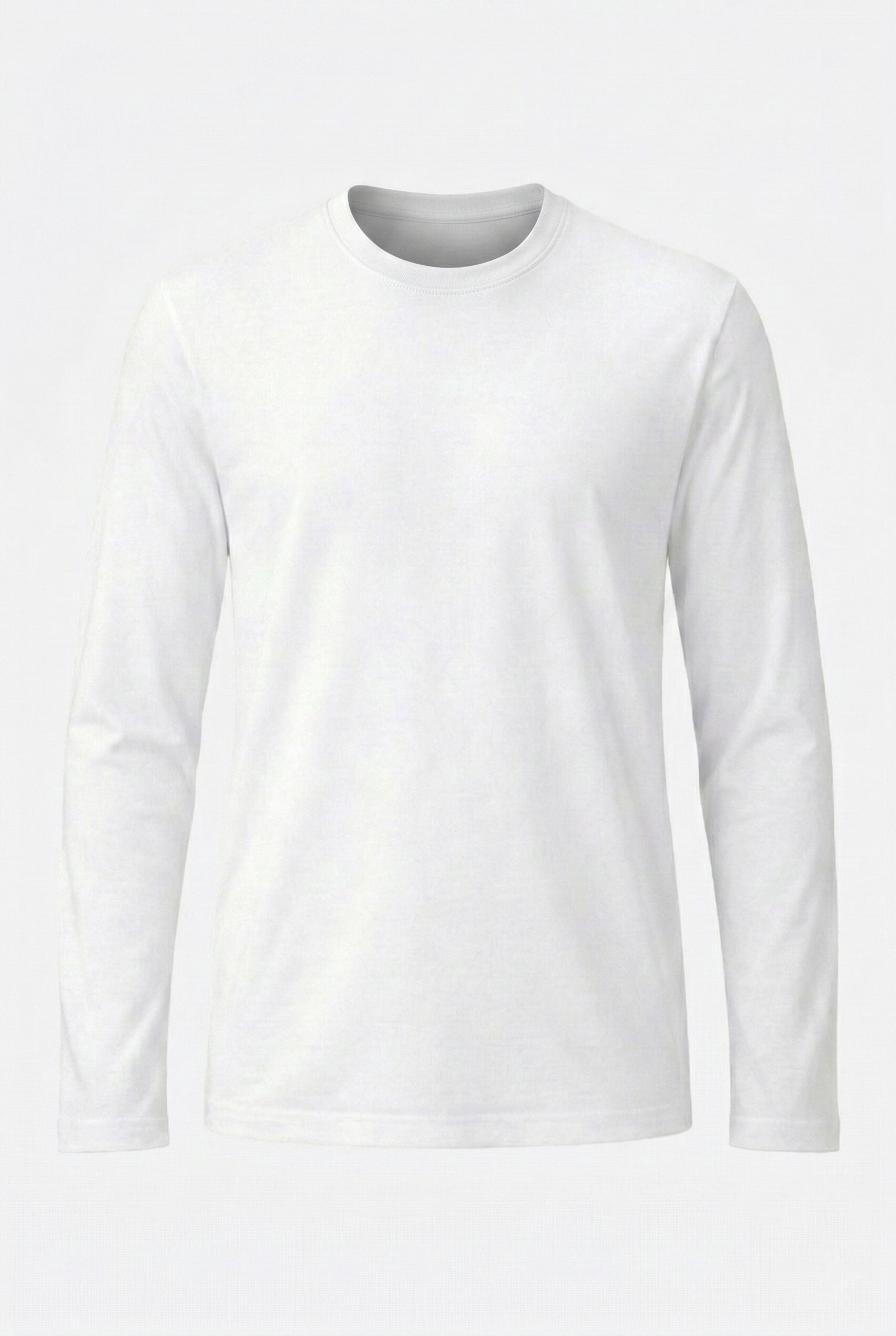 %100 organik pamuk beyaz erkek uzun kollu bisiklet yaka tişört. Nefes alabilen, cilt dostu, rahat kesim basic model ile günlük şıklık ve konfor bir arada.