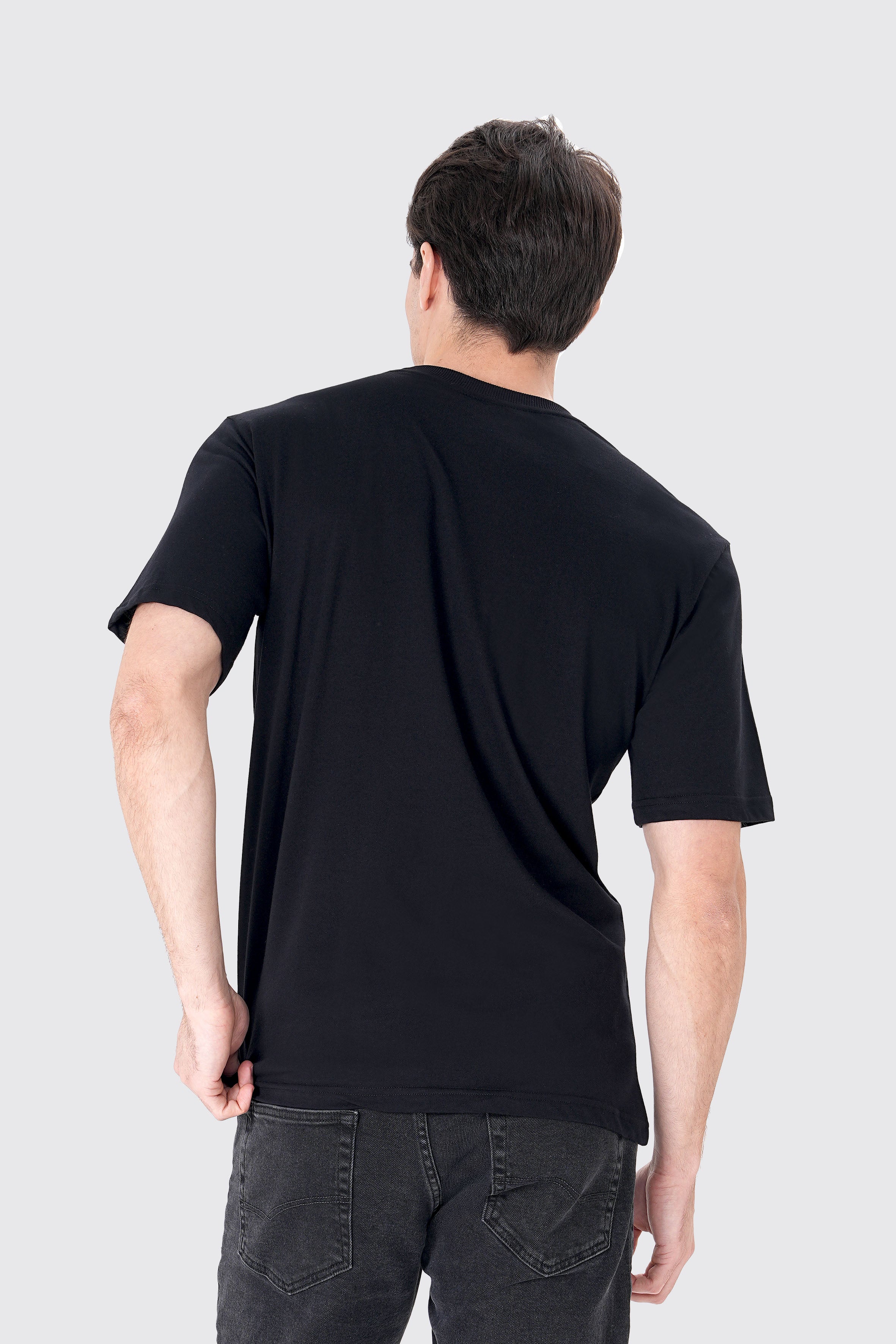Erkek Siyah Basic Tişört | %100 Pamuk Kumaş | Rahat Kalıp Günlük Stil | Minimalist Tasarım
