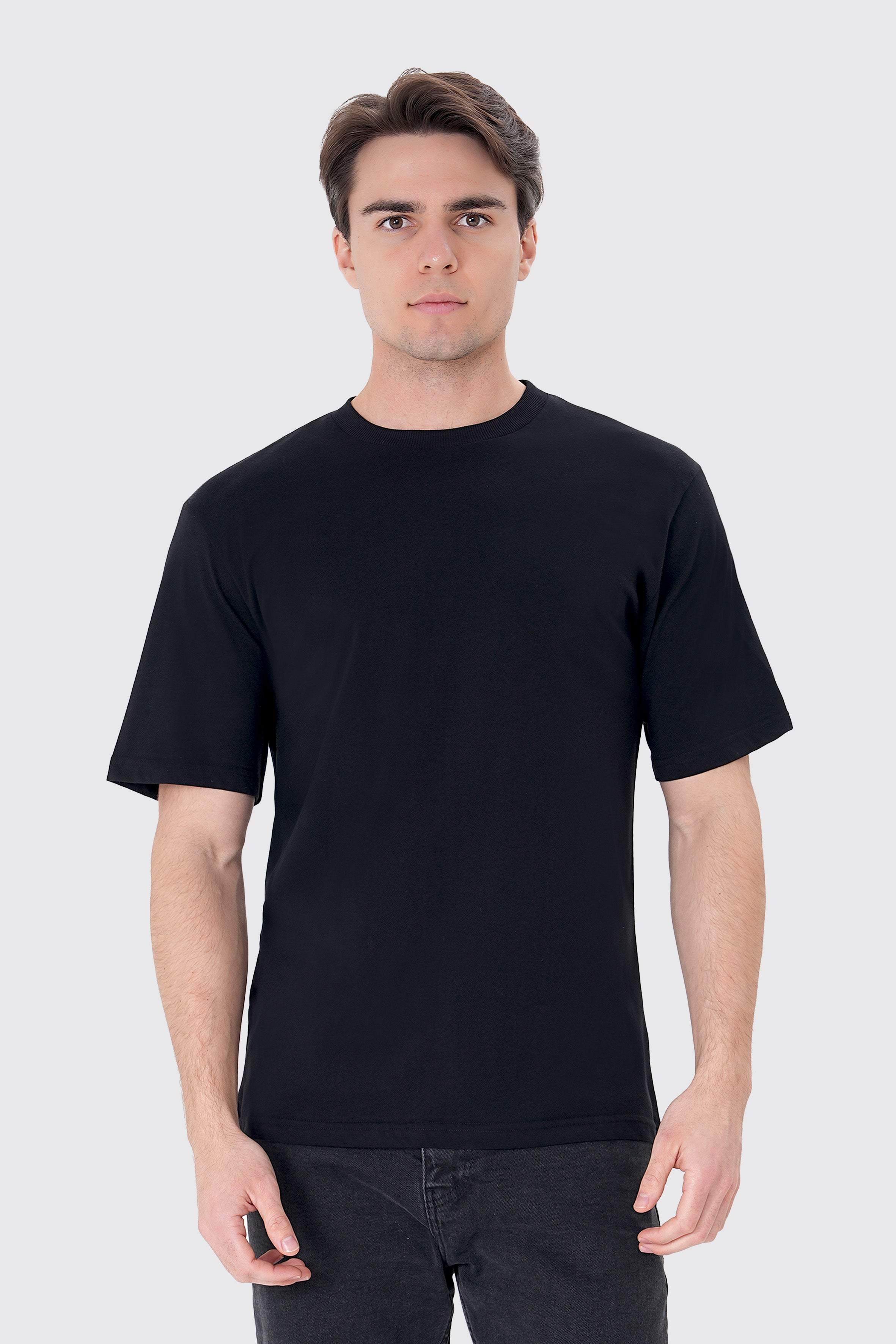 Erkek Siyah Basic Tişört | %100 Pamuk Kumaş | Rahat Kalıp Günlük Stil | Minimalist Tasarım