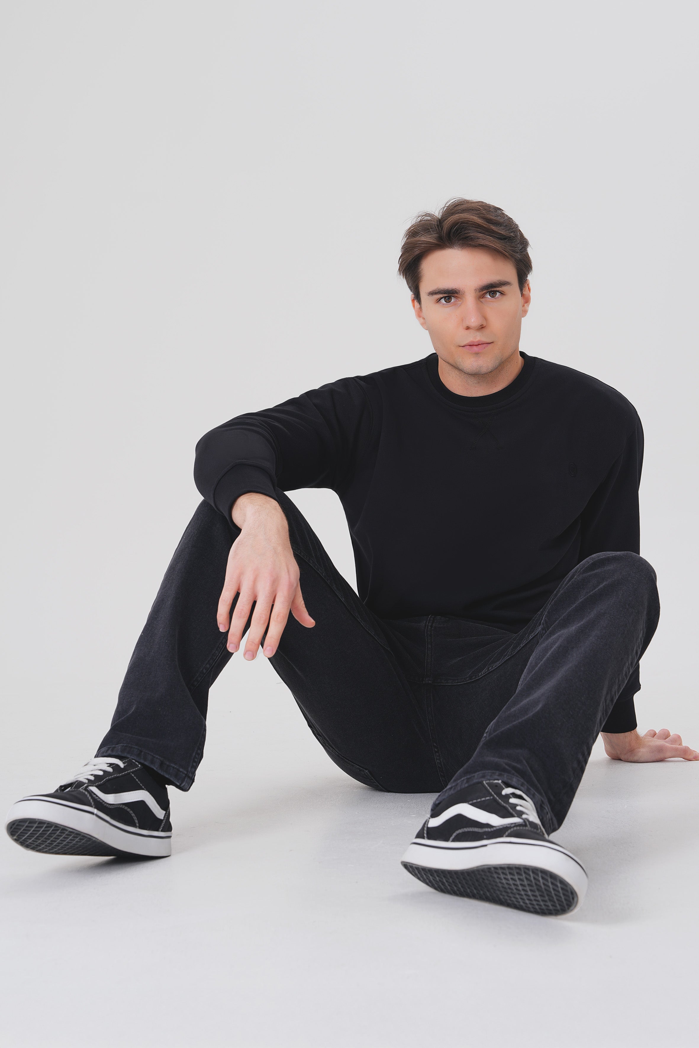 Siyah pamuklu erkek regular sweatshirt #Renk_Siyah