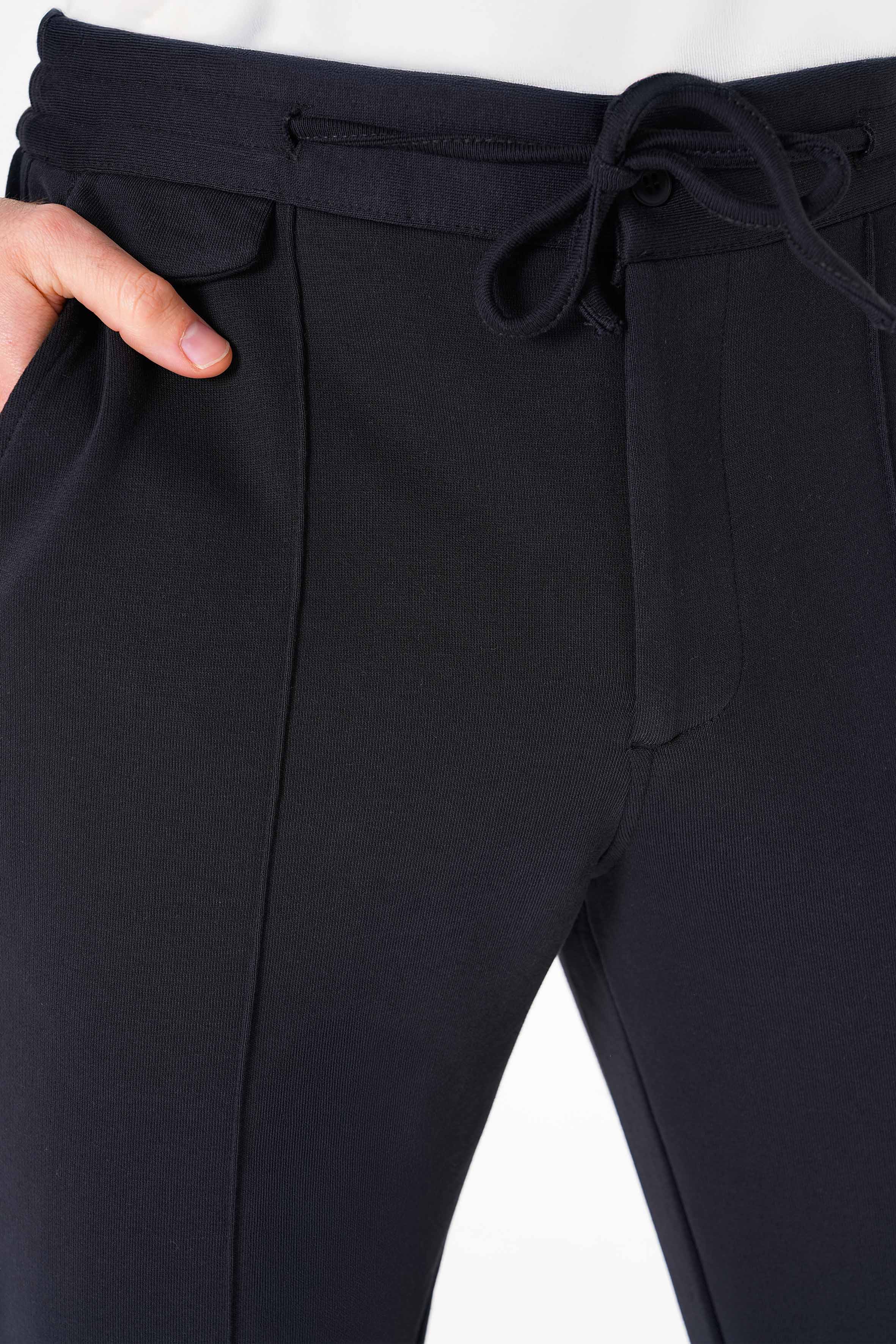 2 Parçalı Siyah Baskılı Tişört ve Sweatpant Set