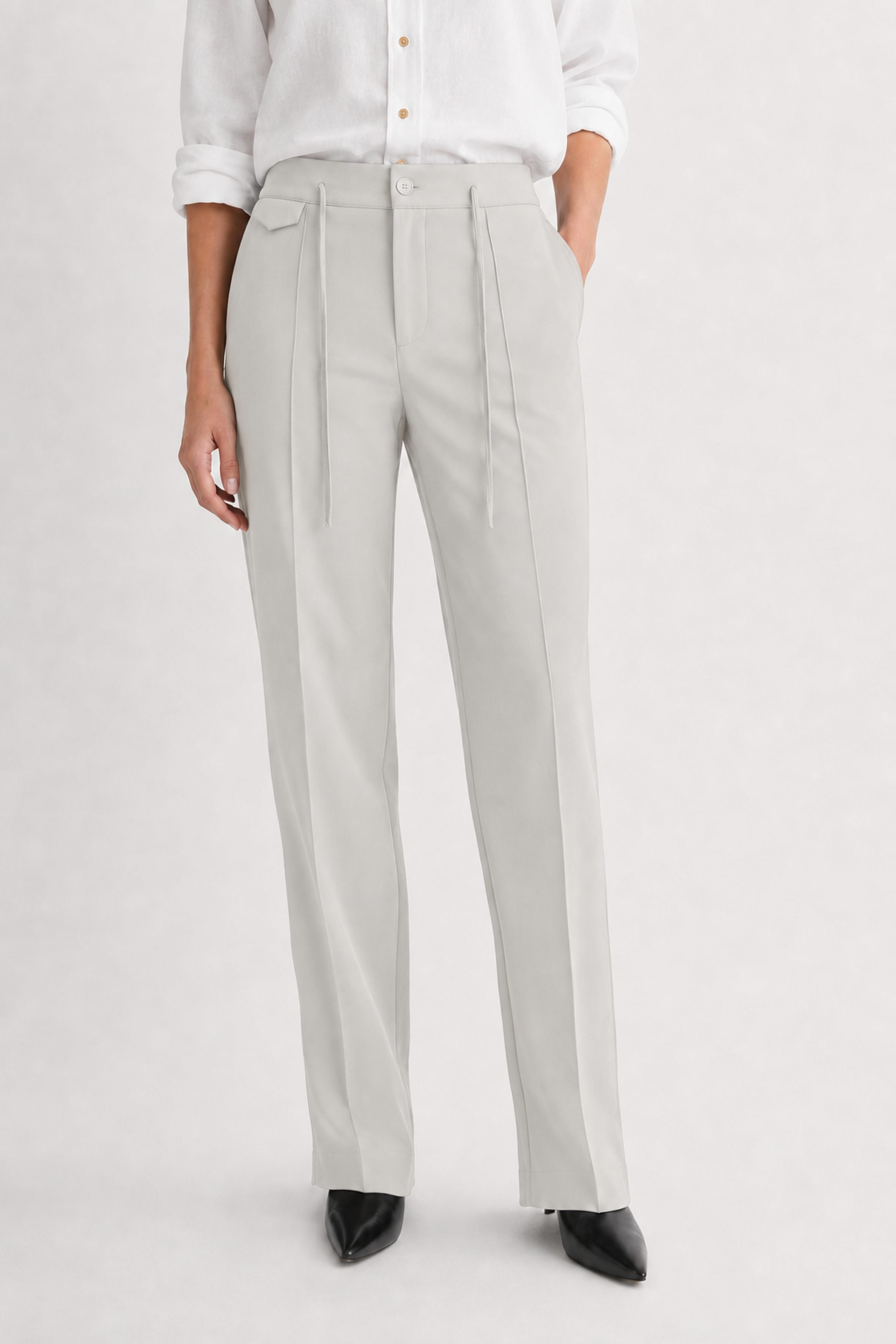 UNIQVIBE taş renk kadın sweatpant model üzerinde önden görünüm