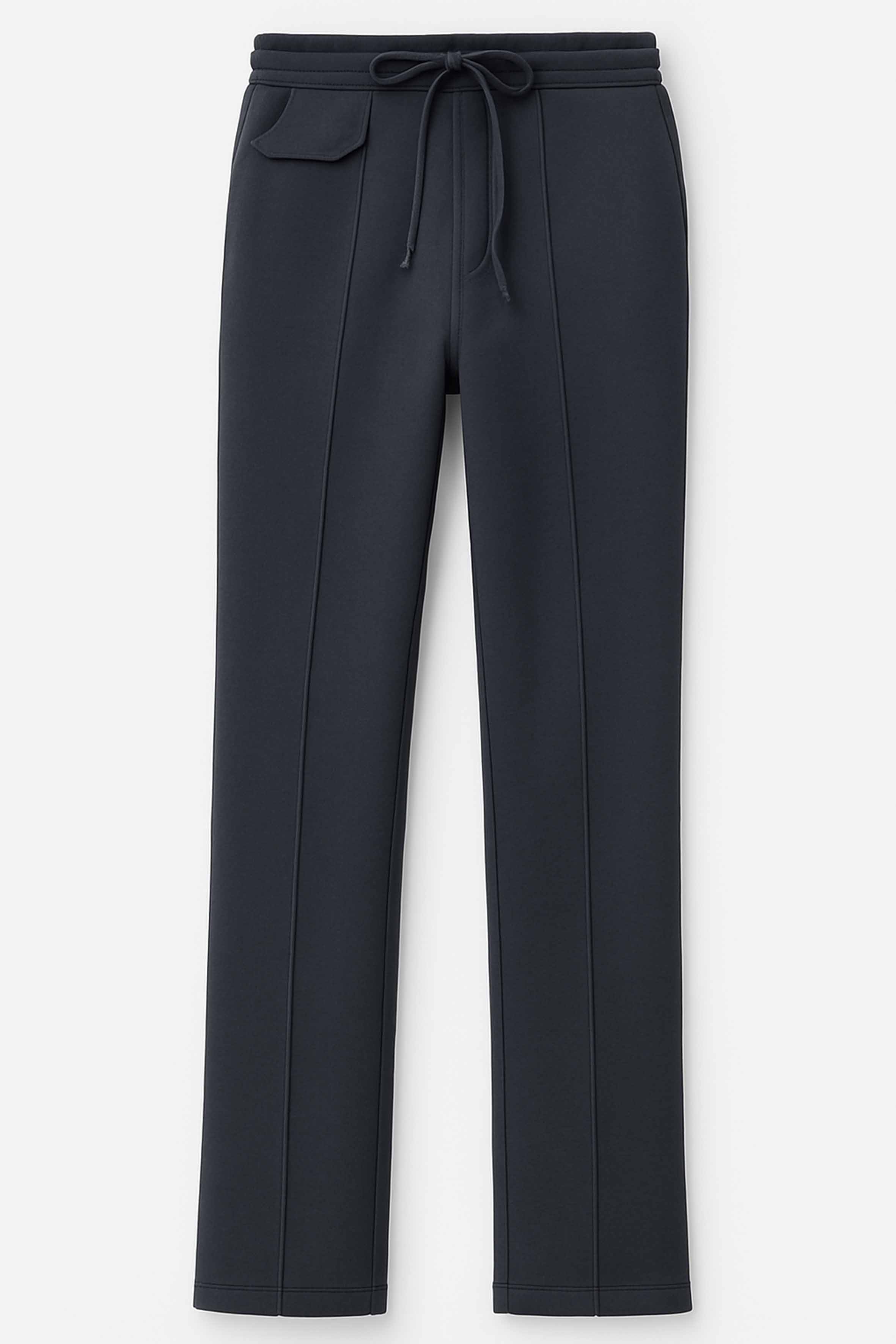 Rahatlık, stil ve sürdürülebilirlik bir arada! %100 organik pamuktan üretilen antrasit sweatpant, yumuşak dokusuyla gün boyu konfor sağlarken, modern kesimiyle her kombine uyum sağlar. Hem evde hem dışarıda özgürce hareket etmen için tasarlandı. 