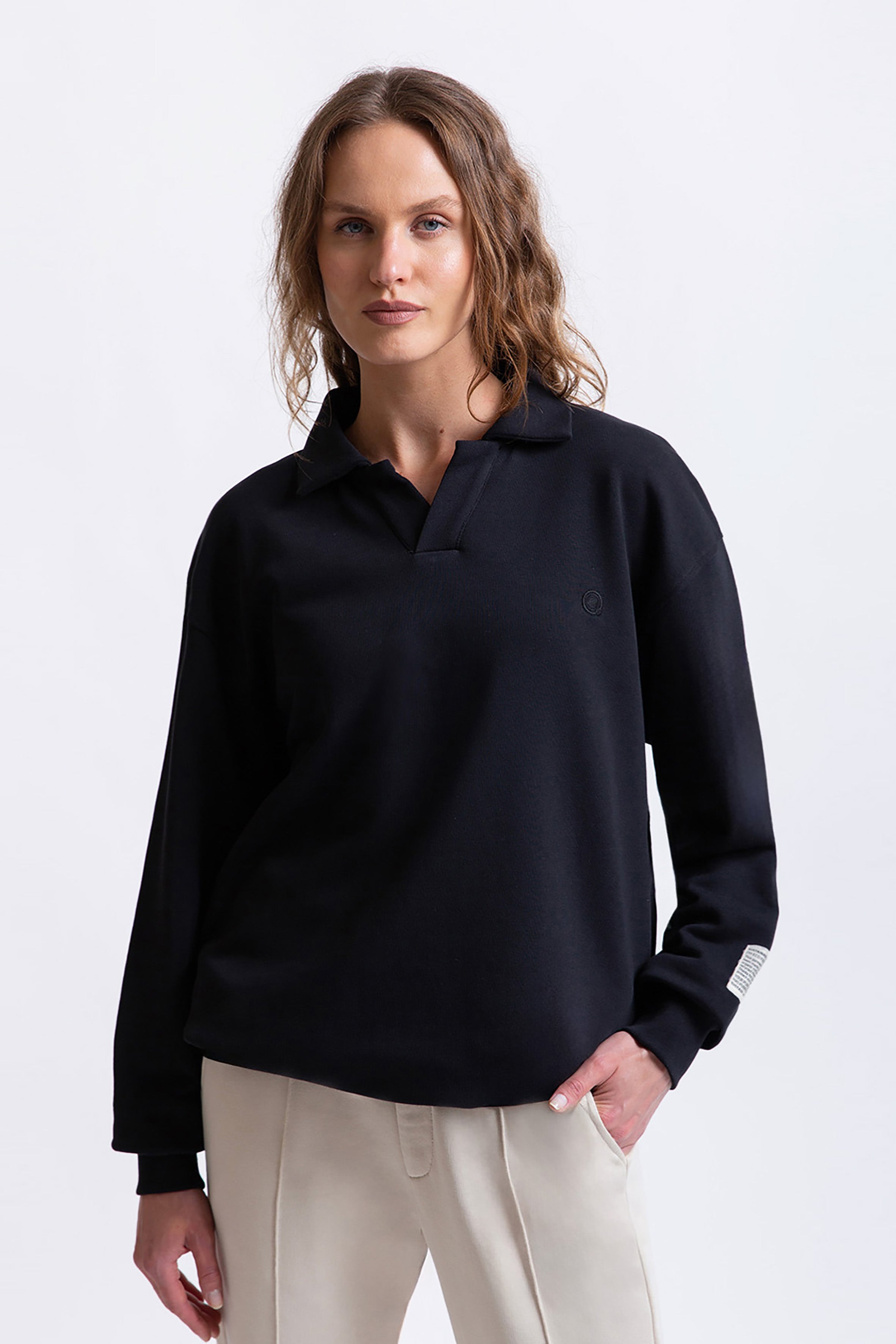 %100 organik pamuk kadın siyah renk polo yaka sweatshirt #Renk_Siyah
